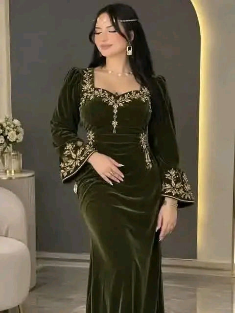 قنادر مطروزة